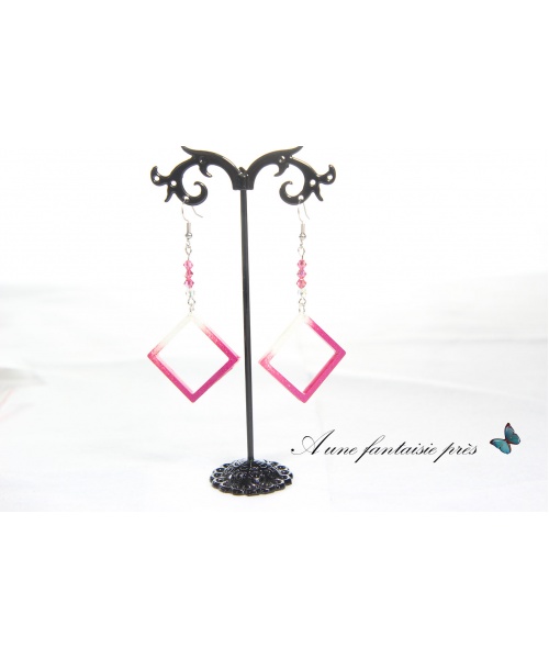 1217_-_boucle_doreille_argent_pendentif_rsine_carr_fushia_blanc_perles_swarovski_15_euros