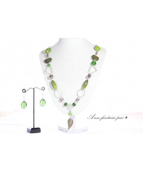 888_ter_-_collier_et_boucle_doreille_argente_vert_12_euros__20_euros