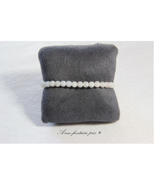 987_-_bracelet_en_agate_blanche_craquel_2_12_euros